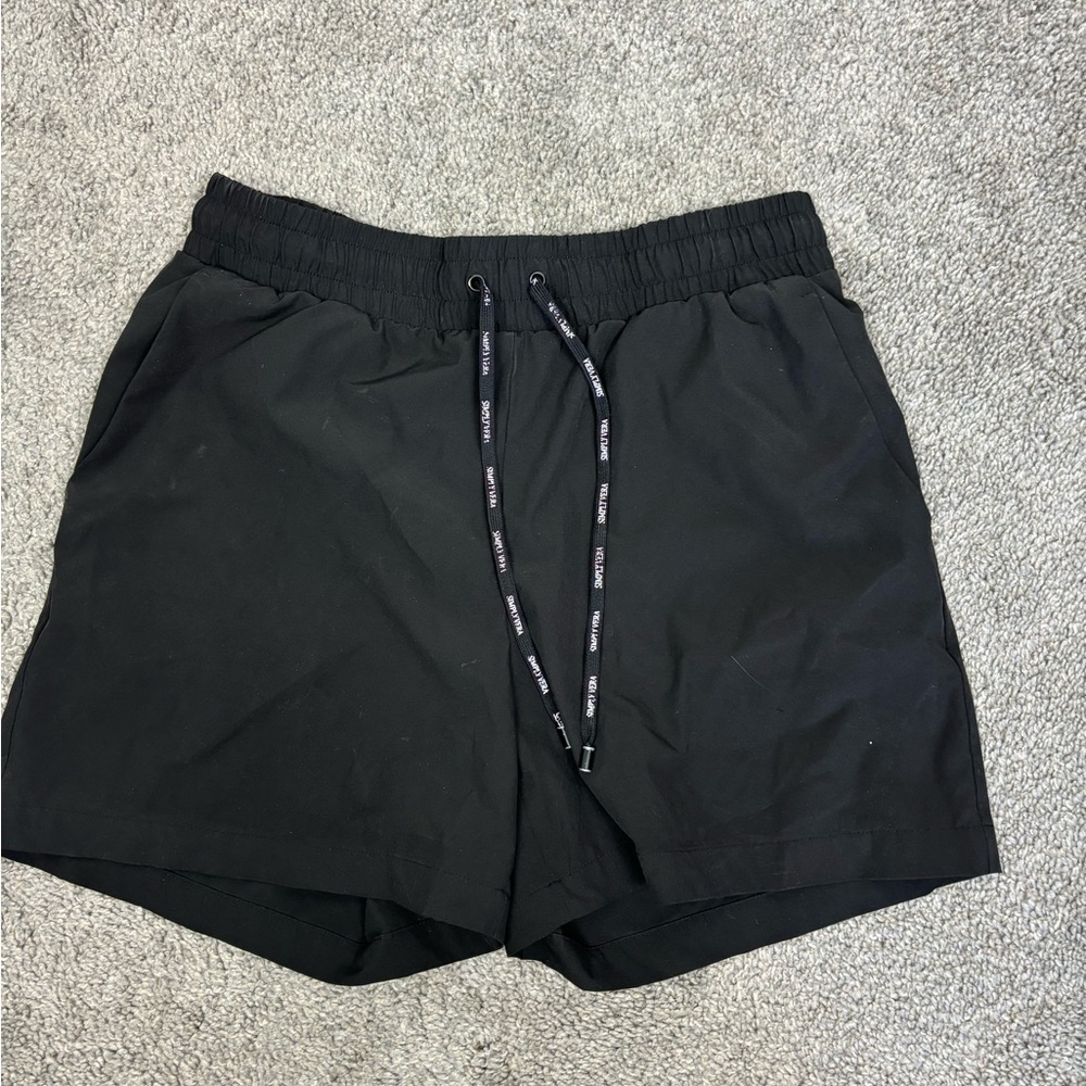 Black vera wang athletic‎ shorts